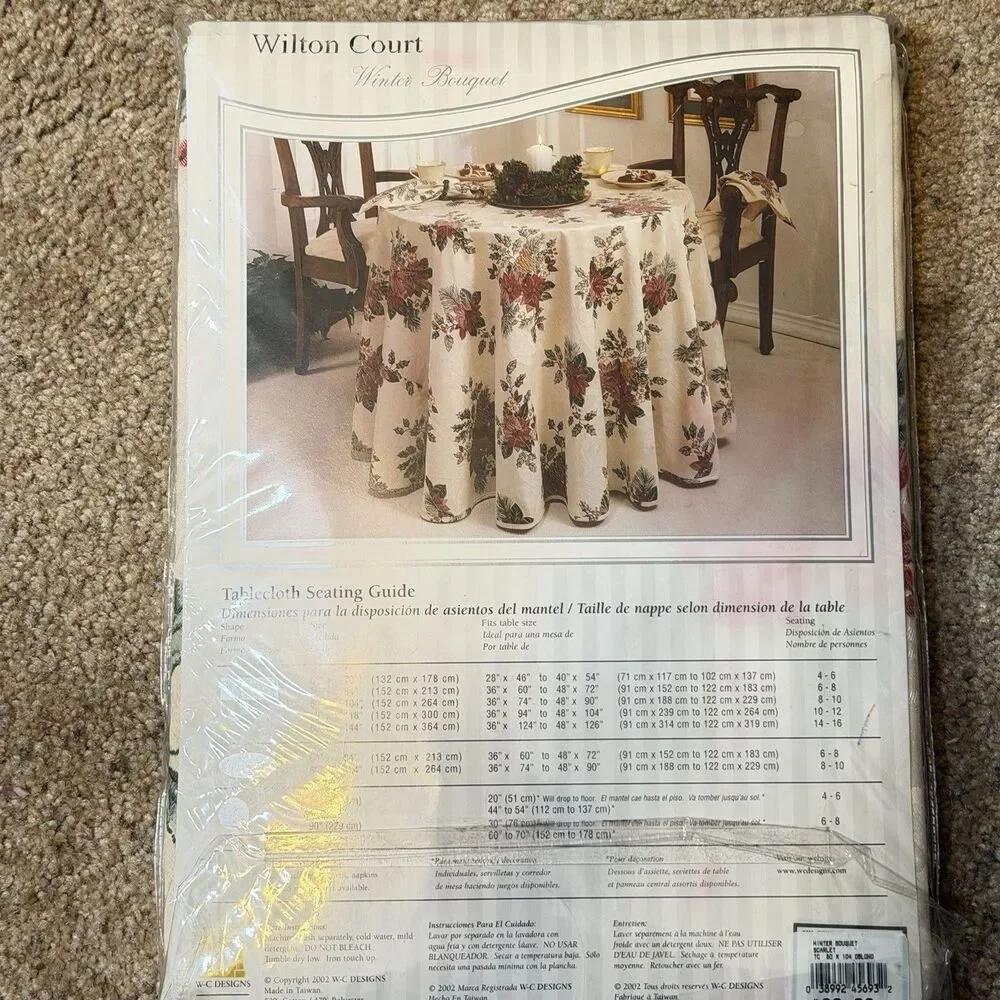 Vintage Wilton Court Winter Bouquet Scarlet Christmas Tablecloth 60x104 NIP